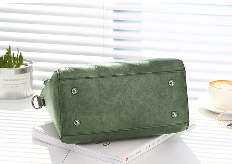 Vintage PU Leather Ladies HandBags Women Messenger Bags TotesTassel Designer Crossbody Shoulder Bag Boston Hand Bags Hot Sale