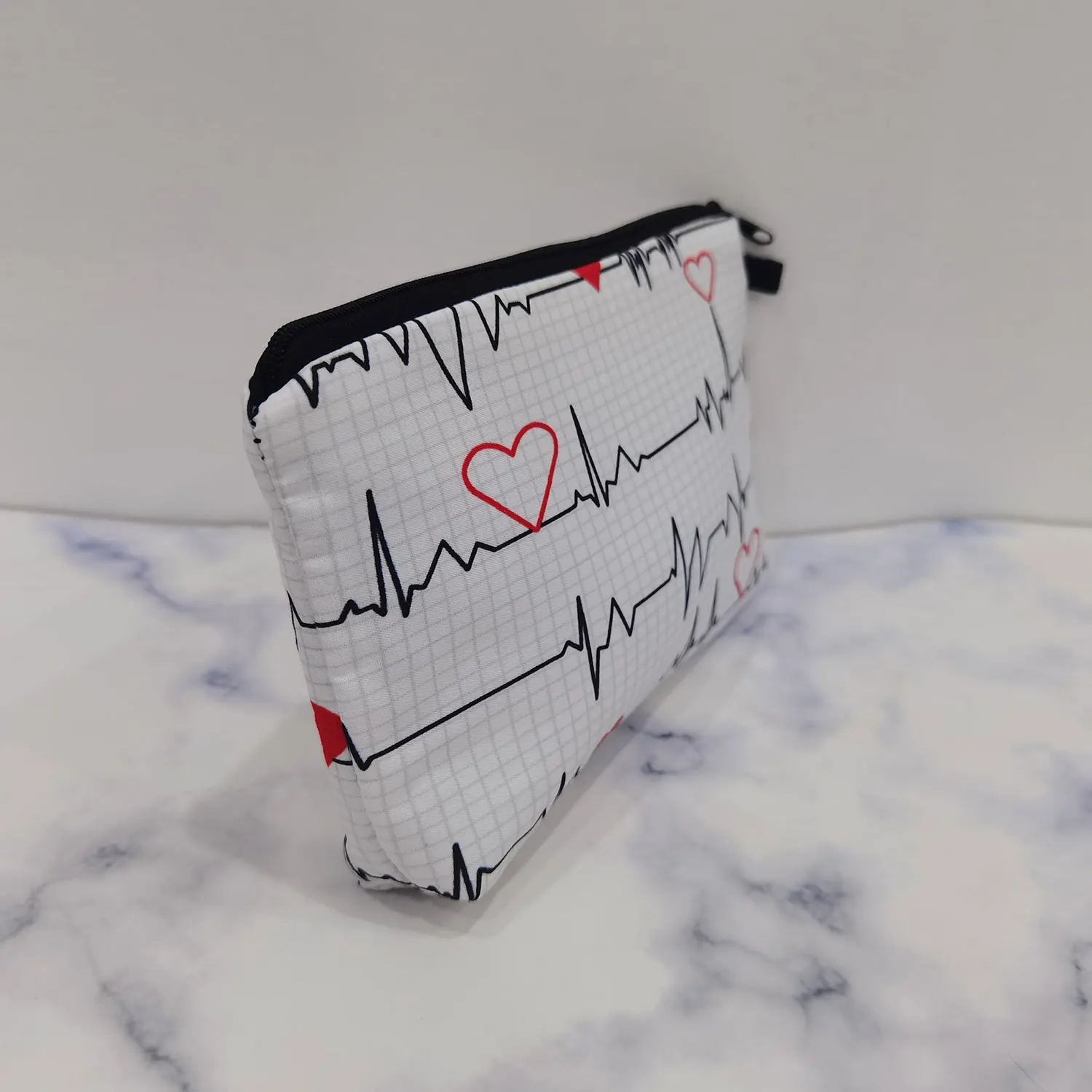 Hot Sale Nurse ECG Printing Women Cosmetic Bags Lovely Casual Travel Portable Storage Handbags Makeup Bag Toiletry Bags Female