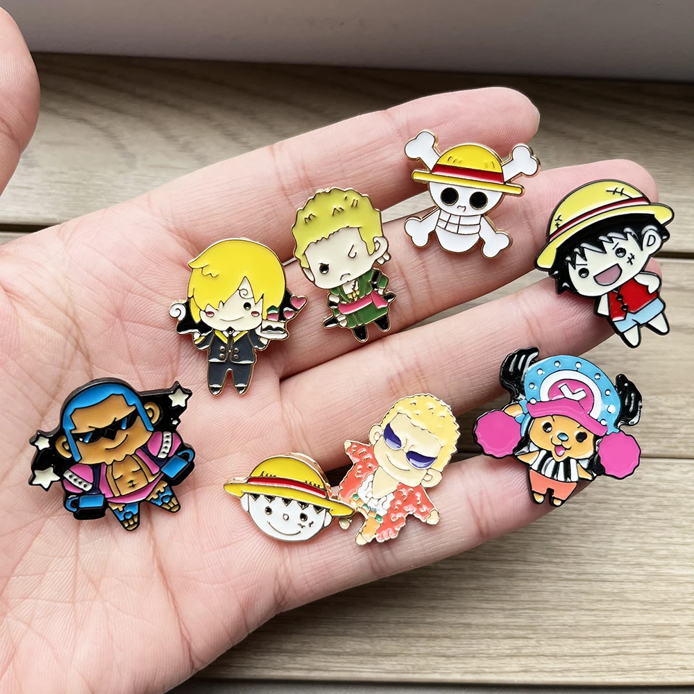 8 Pcs One Piece Anime Roronoa Zoro & Monkey D. Luffy Cosplay Badges Brooches Collectible Comic Lapel Jewelry for Backpack