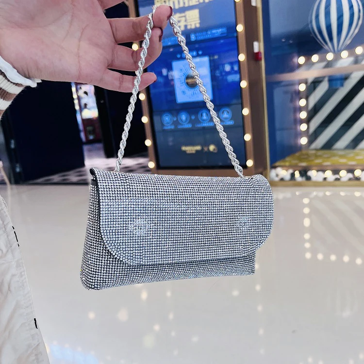 Women's Clutch Bag with Rhinestones Silver Purse on Chain PU Leather Evening Bag Ladies Fashion Party Evening Shoulder Bag