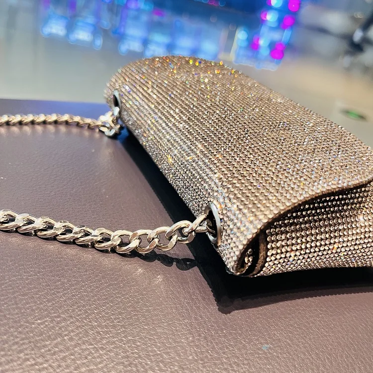 Women's Clutch Bag with Rhinestones Silver Purse on Chain PU Leather Evening Bag Ladies Fashion Party Evening Shoulder Bag
