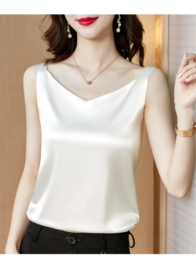 Korean Silk Women Blouses Shirt Woman Satin Blouse Tops Women Satin Lace Embroidery Blouse Top Woman V-neck Printing Shirts Tops
