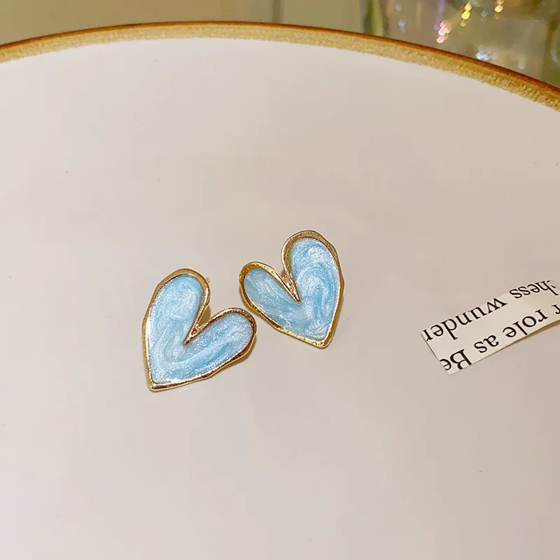 Temperament Heart Earrings for Women White Blue Purple Enamel Oil Love Stud Earrings Statement Party Jewelry pendientes mujer