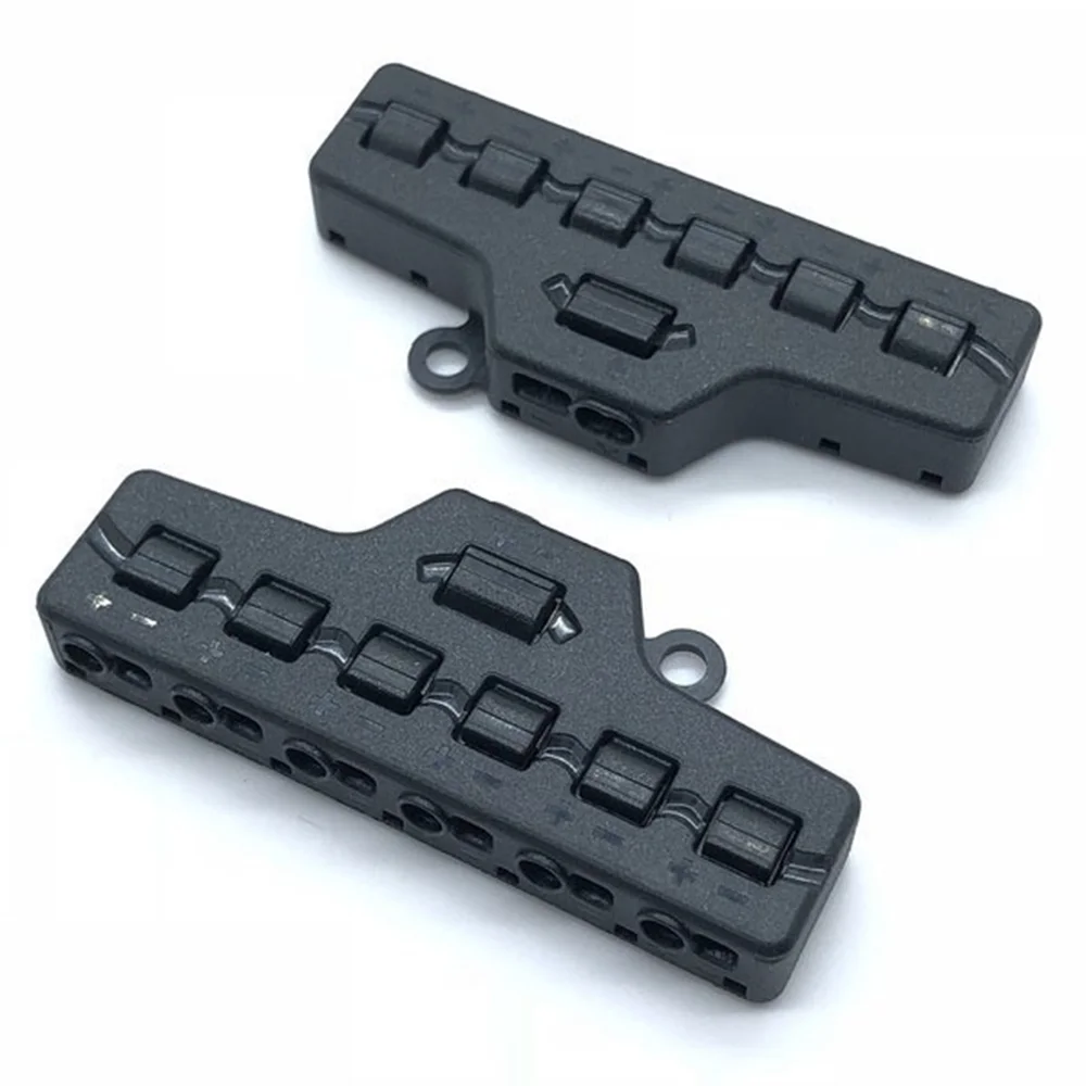 Low Voltage Quick Connect Wire Splitter for LED Strip Lighting (2 IN 12 OUT) - Distribution Block