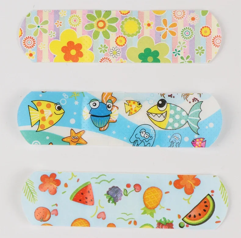 100Pcs Kids Bandages Bulk Kids Cute Cartoon Bandages Flexible Adhesive Strips Medical Waterproof Breathable for Children