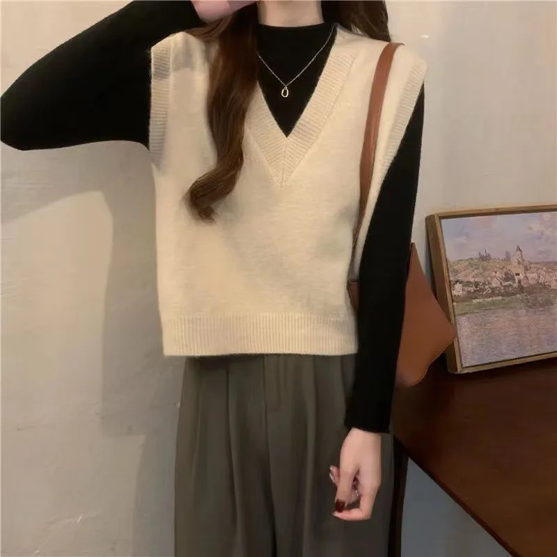 Xpqbb Spring Autumn New V-neck Knitted Vest Women Vintage Sleeveless Sweater Waistcoat Female Korean Chic Cropped Knit Tops