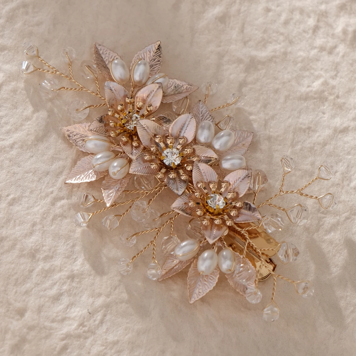 Pearl Rhinestone Flower Bridal Hair Clip Headpiece Luxury & Elegance Floral Comb Wedding Jewellry Accessories Bridesmaid Favours