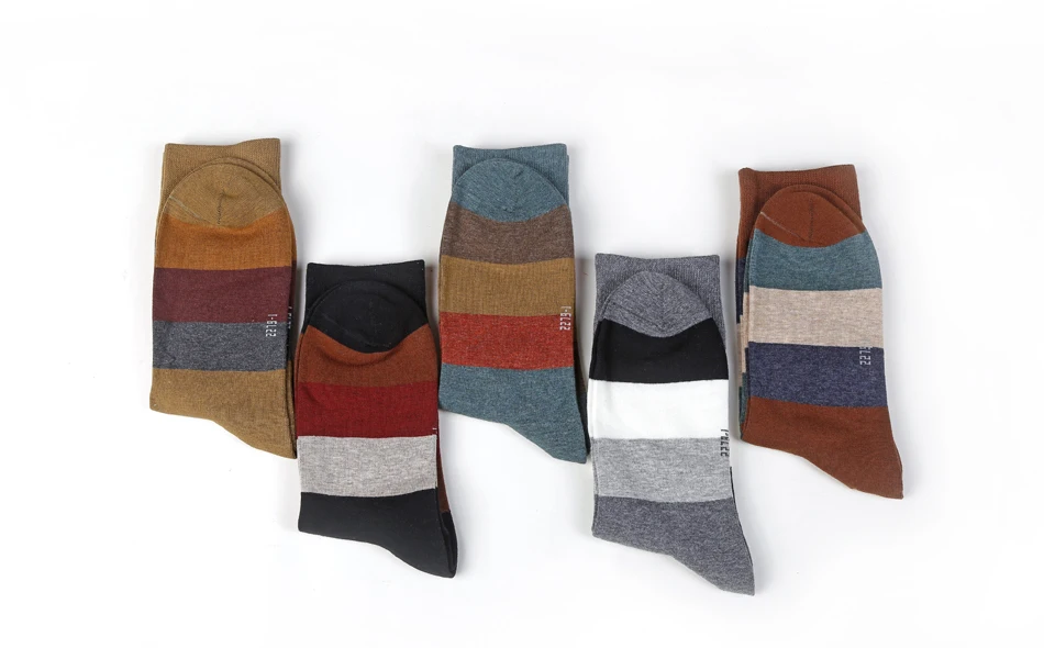 Men's Combed Cotton Socks Fashion Colorful Large Stripe Harajuku Four Seasons Casual Socks Men Size 39-44 5Pair/Lot