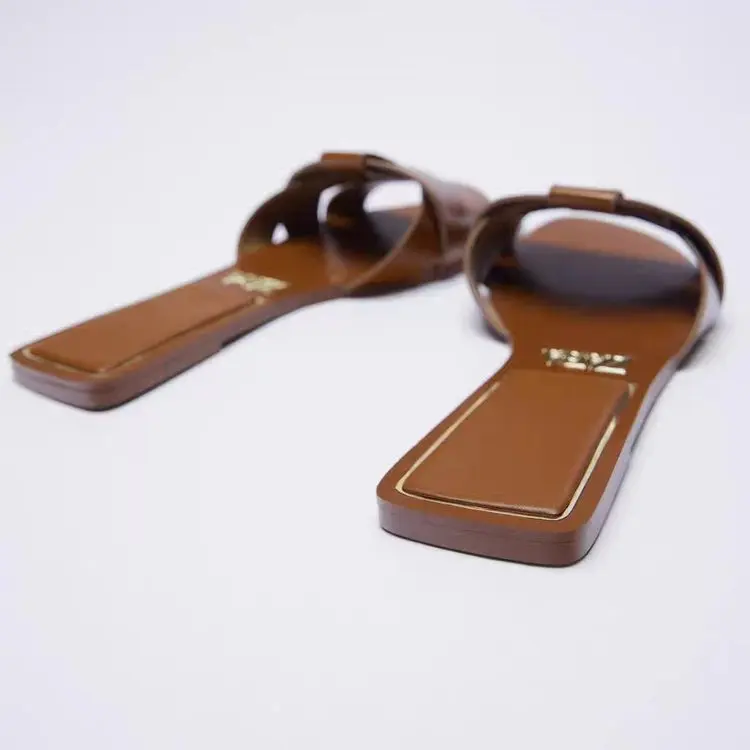 2024 Summer Women's Slippers Shoes Ladies Slides High Quality Sandals Womens Shoes Tongs Femme Fashion Design Beach Flat Slipper