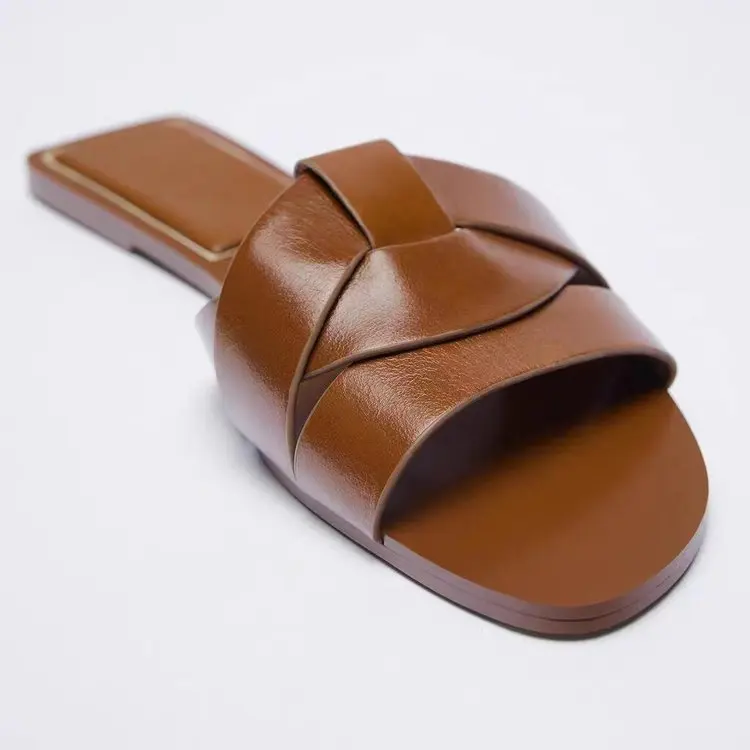 2024 Summer Women's Slippers Shoes Ladies Slides High Quality Sandals Womens Shoes Tongs Femme Fashion Design Beach Flat Slipper
