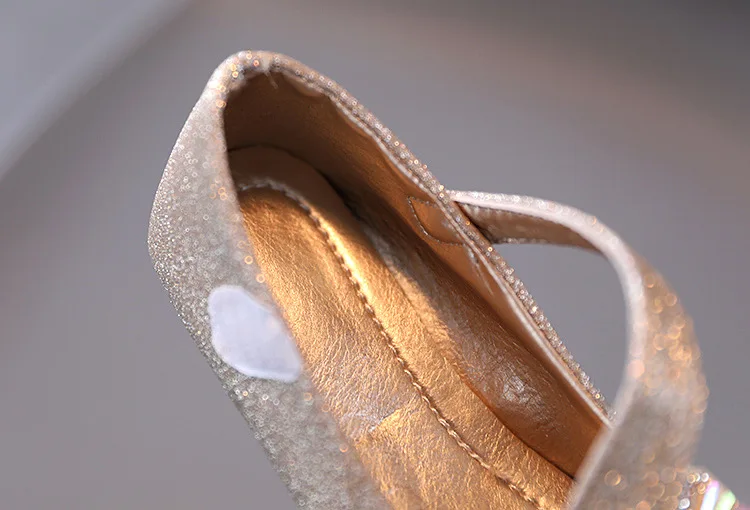 Kids Leather Shoe Sweet Princess Shoes for Girls with Rhinestone Bowtie Fashion Versatile Children's Shoes with Heels for Party