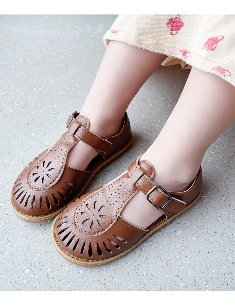Girls Half Sandals 2024 Spring Summer British Style Children Beach Shoes Cut-outs Kids Flat Shoes Sandals 22-36 Princess Vintage
