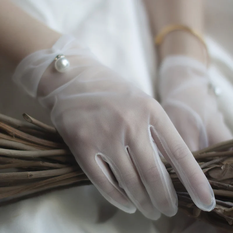 High Quality Chiffon Wedding Gloves White Short Bow Pearl Finger Women Bridal Gloves Wedding Party Accessories