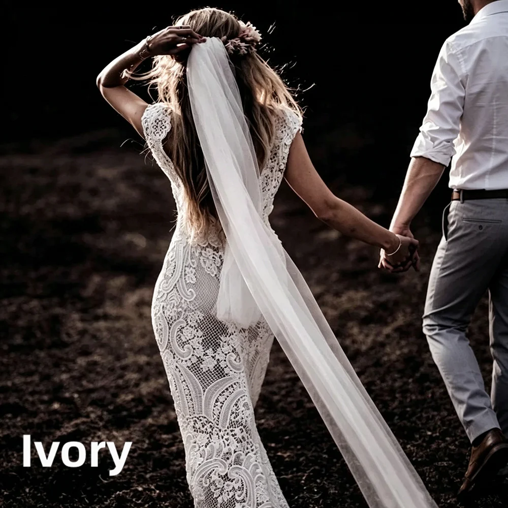 Womens Boho Mermaid Wedding Dress Full Lace V-neck Cap Sleeve Low Back Sweep Train Vintage Bridal Gown for Beach Outdoor Wedding