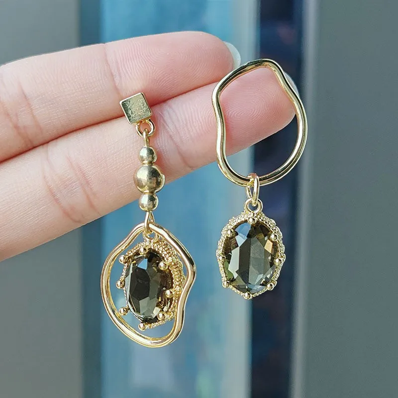 Asymmetrical Vintage Crystal Pendant Earrings For Women Korean Fashion Irregular Geometric Earrings Office Party Jewelry Gifts