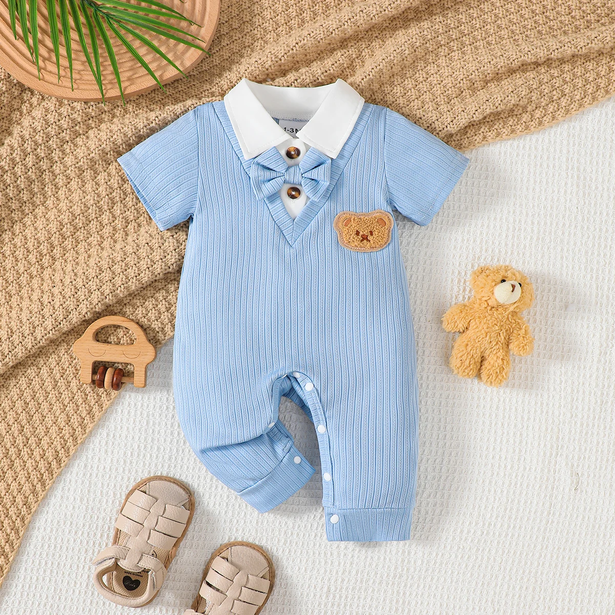 Newborn Baby Boy Jumpsuit Cute Little Dear Short Sleeved Jumpsuit 0-18 Months Old Baby Boy Summer Small Gentleman's Clothing