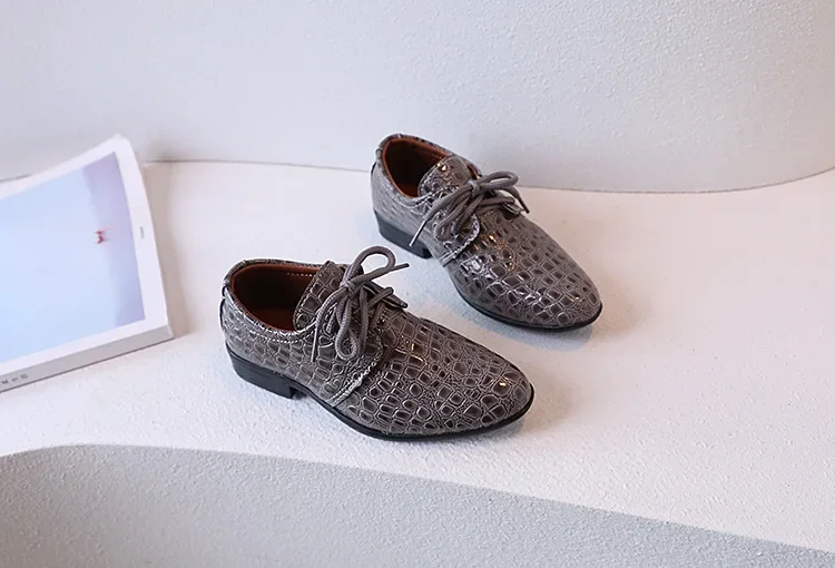 Children's Leather Shoes Pointed Toe Fashion Boys Performance Low-heels Shoes Versatile School Causal Kids Party Shoes Lace-up