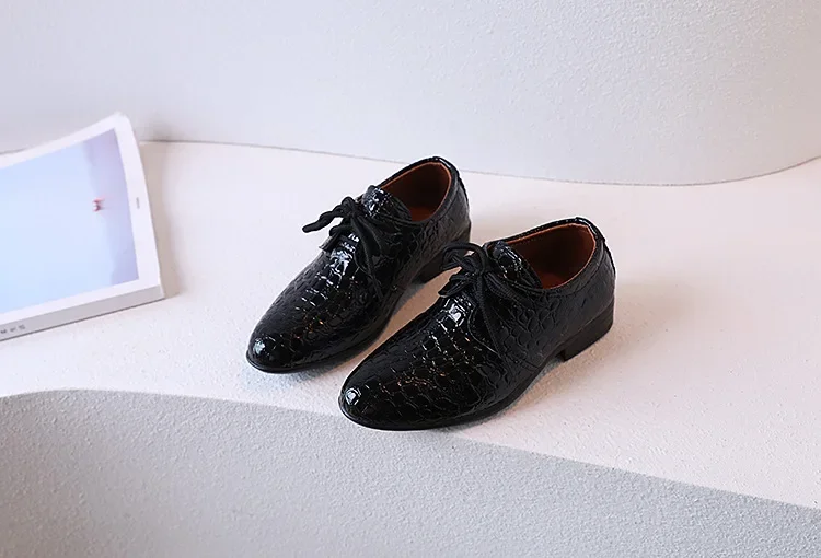Children's Leather Shoes Pointed Toe Fashion Boys Performance Low-heels Shoes Versatile School Causal Kids Party Shoes Lace-up