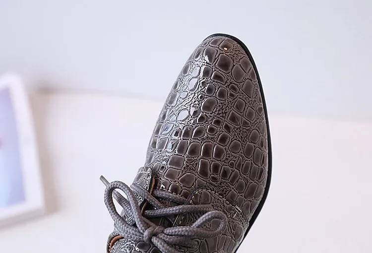 Children's Leather Shoes Pointed Toe Fashion Boys Performance Low-heels Shoes Versatile School Causal Kids Party Shoes Lace-up