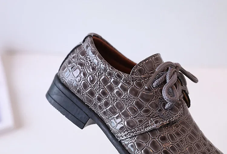 Children's Leather Shoes Pointed Toe Fashion Boys Performance Low-heels Shoes Versatile School Causal Kids Party Shoes Lace-up