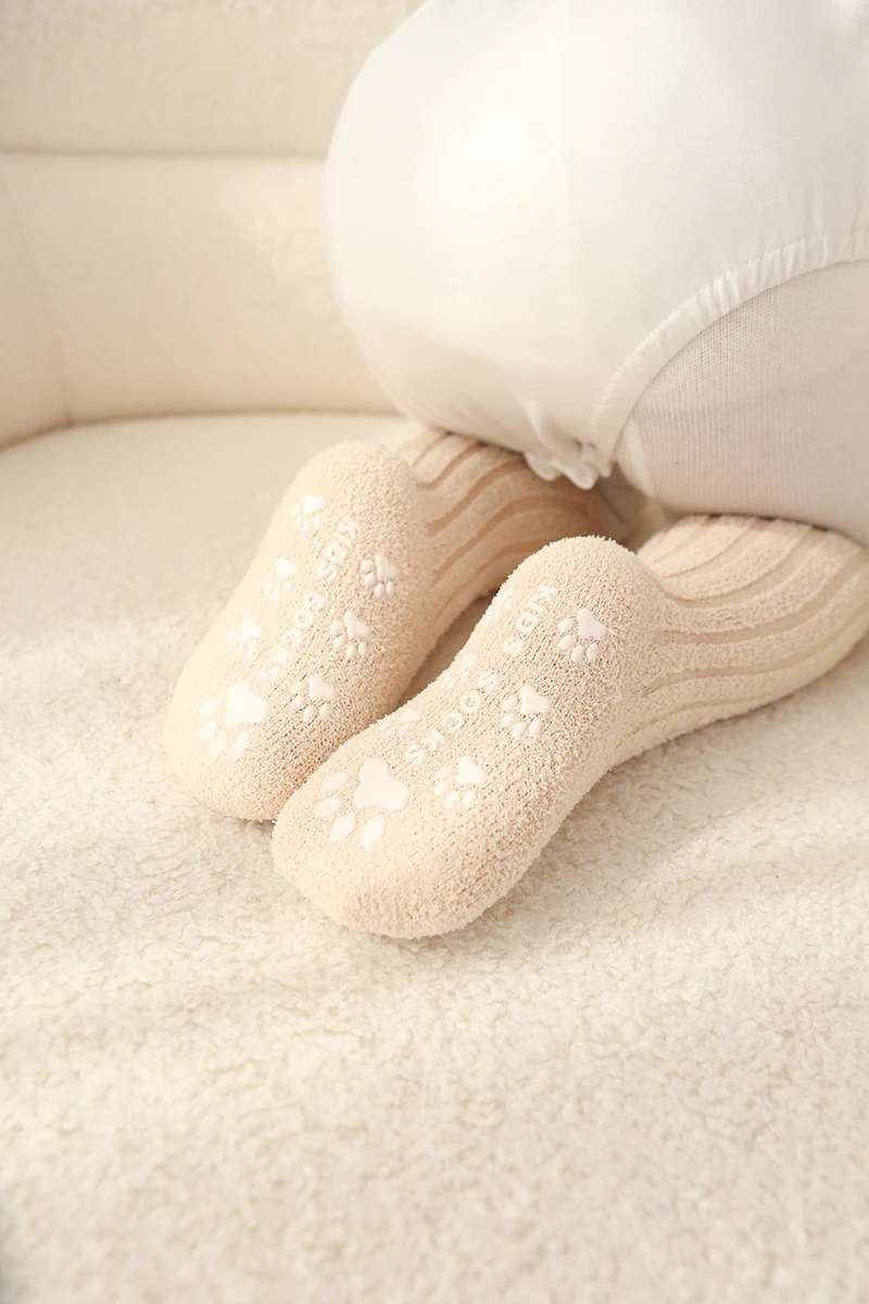 Kids Socks Thick Cold Winter Socks Super Warm Baby Snow Socks Christmas Gifts Coral Fleece Silicone Non-slip Floor Socks