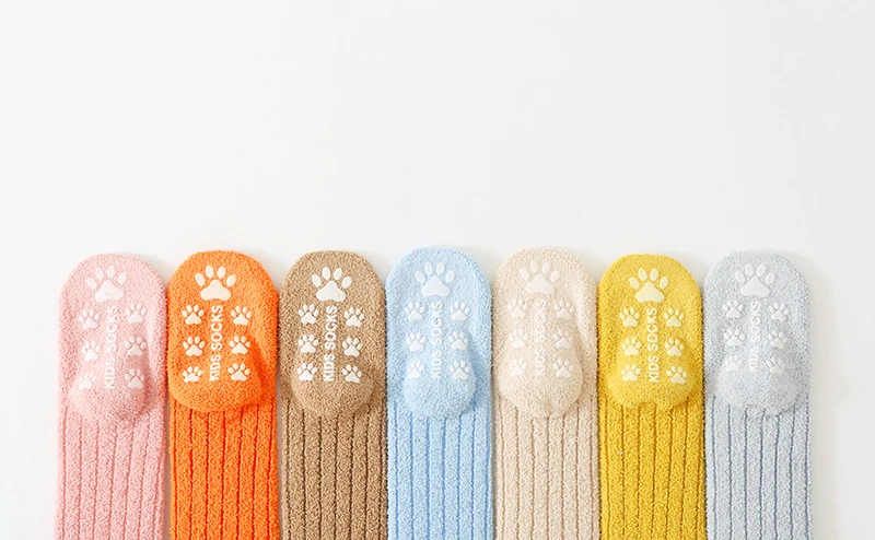 Kids Socks Thick Cold Winter Socks Super Warm Baby Snow Socks Christmas Gifts Coral Fleece Silicone Non-slip Floor Socks