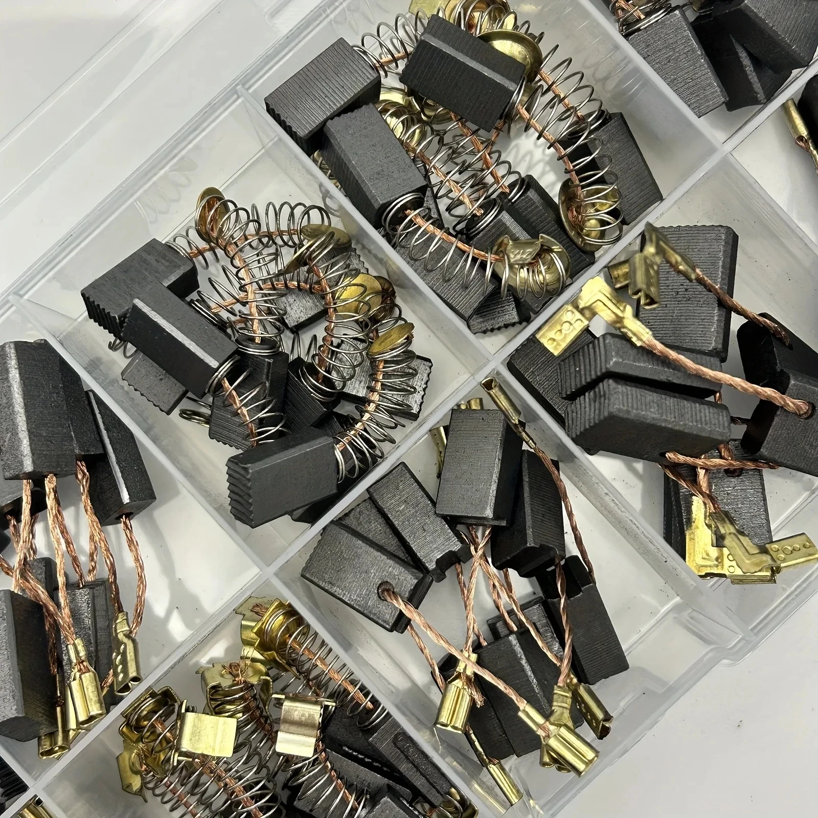 50pcs For Drills Sanders Grinders Motors Durable Motor Repair Parts Kit Heavy Duty Carbon Brush with Metal Bases