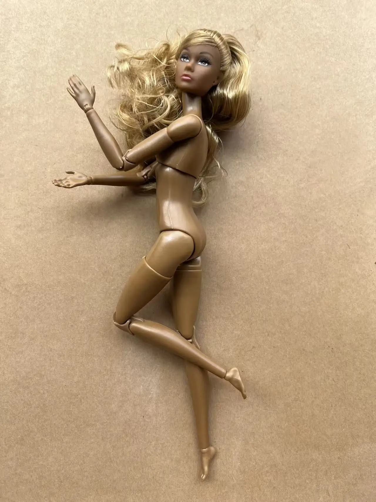 Poppy Parker Makeup Head With Beige Super White Coffee Yoga Slim Doll Body 1/6 Doll Figures Collective Toys