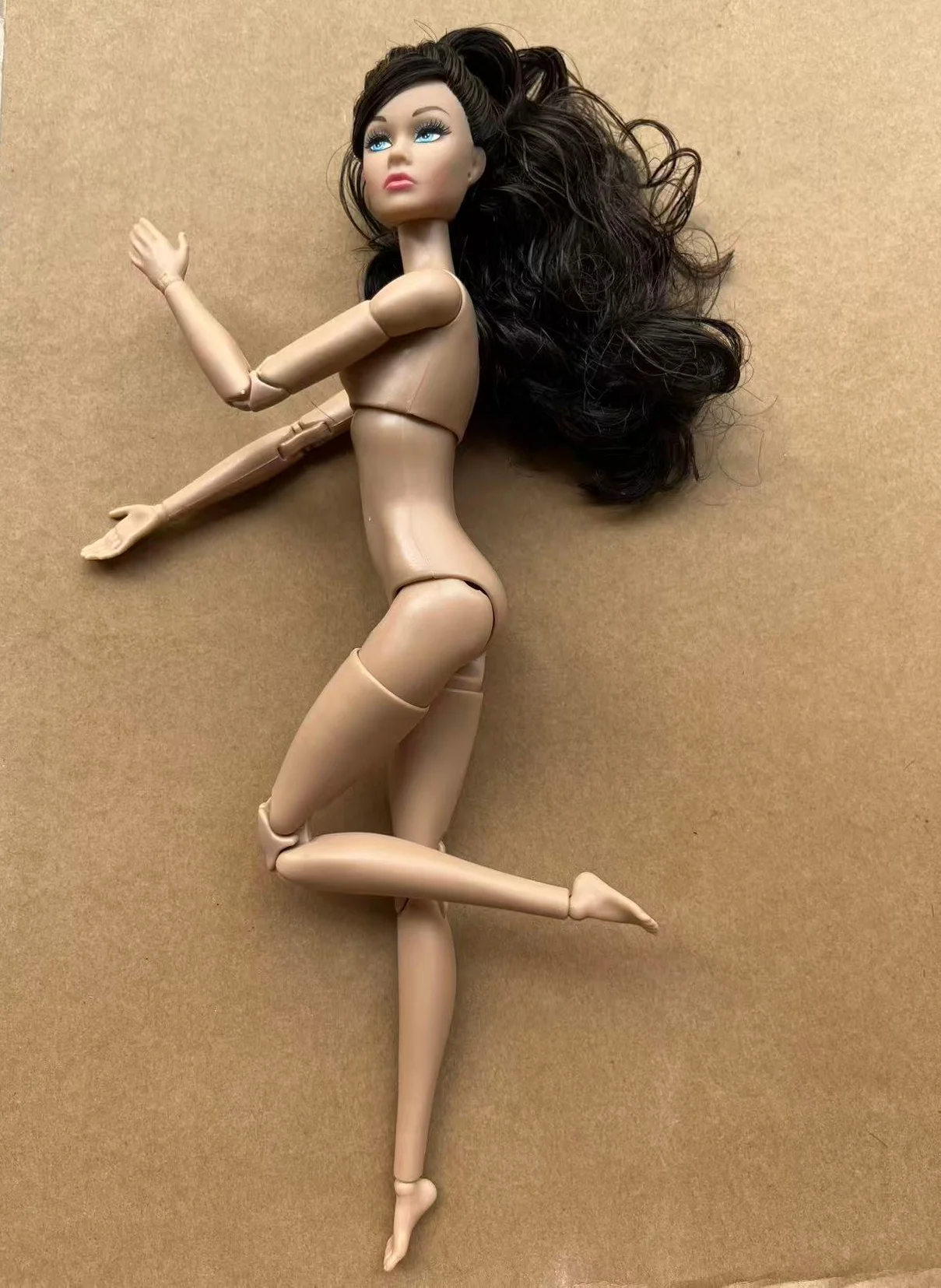Poppy Parker Makeup Head With Beige Super White Coffee Yoga Slim Doll Body 1/6 Doll Figures Collective Toys