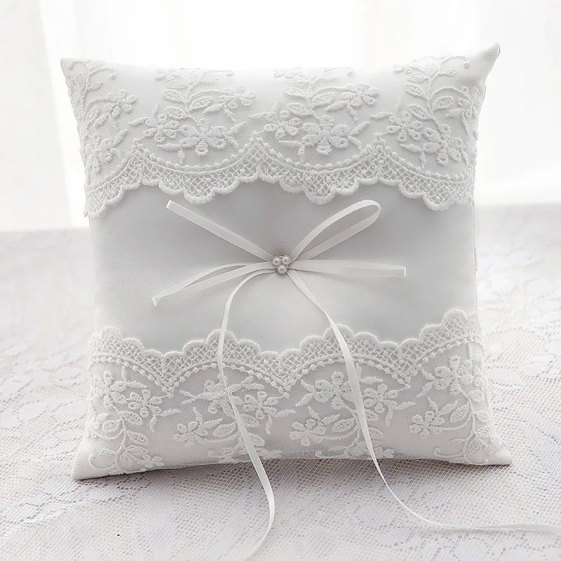 1PC Flower Girl Basket for Wedding ,Parties and Home Decor Wedding Ring Pillow, Pearl Lace Decoration Ivory Ring Bearer Pillow