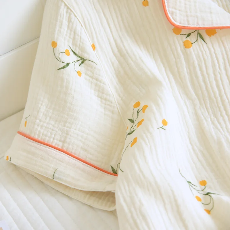 New Summer Women's Cotton Crepe Three-piece Short Sleeve + Shorts + Trousers Large Size Simple Flower Pajamas Home Service Suit