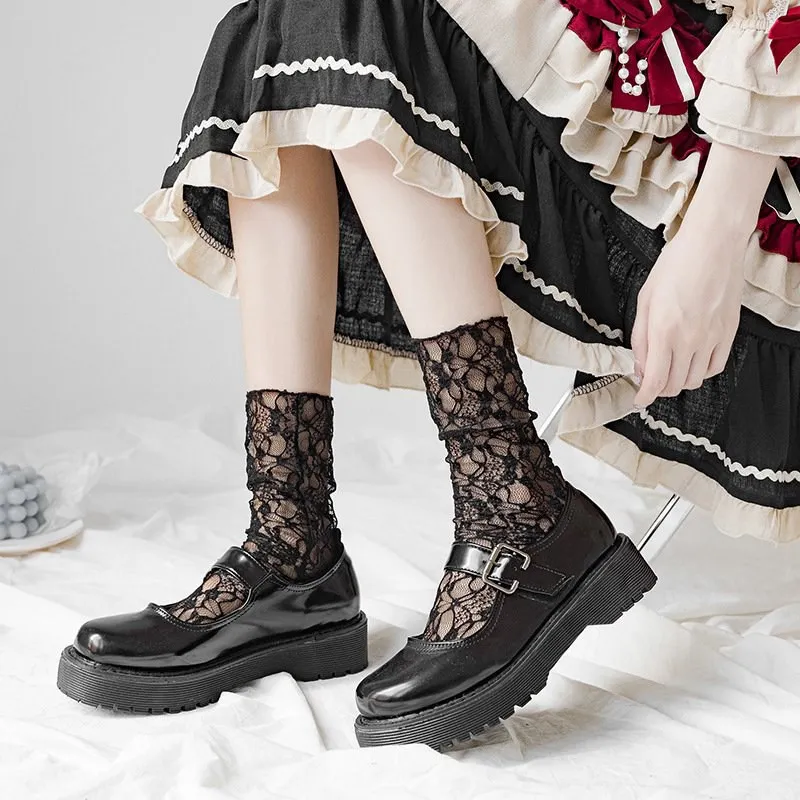 Women Socks Retro Lace Floral Mesh Lolita Cute Socks Thin Middle Tube Transparent Socks Girl Sweet Breathable Designer Socks