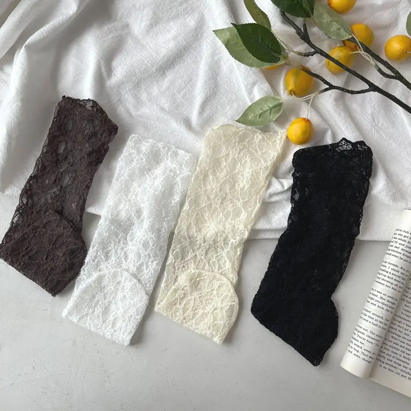 Women Socks Retro Lace Floral Mesh Lolita Cute Socks Thin Middle Tube Transparent Socks Girl Sweet Breathable Designer Socks