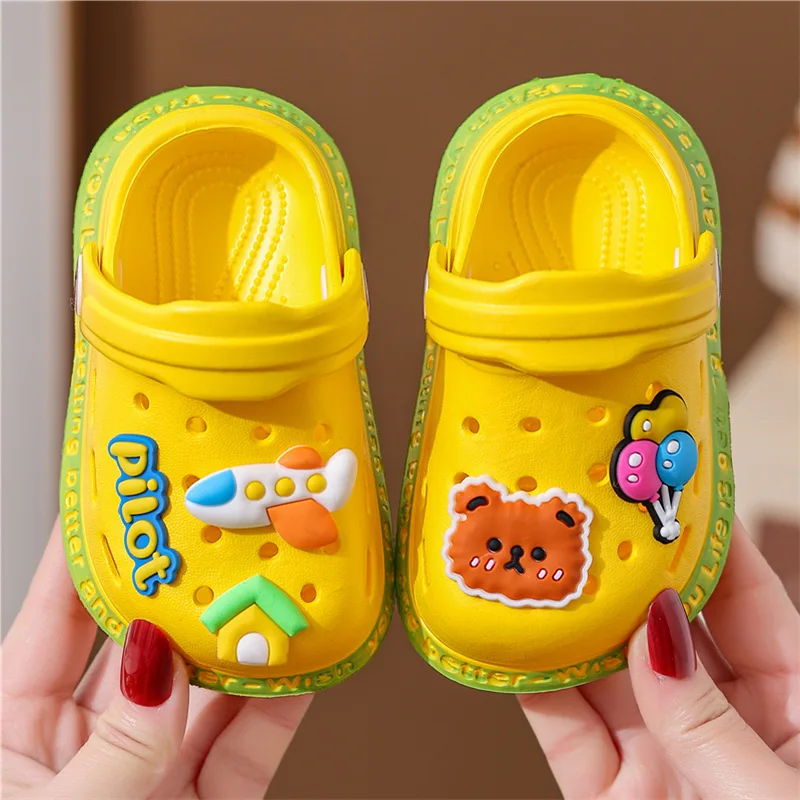 Summer Kids ShoesSandals Hole Children's Shoes Slippers Soft Anti-Skid Cartoon Design Hole Baby Shoes Sandy Beach For Boys Girls