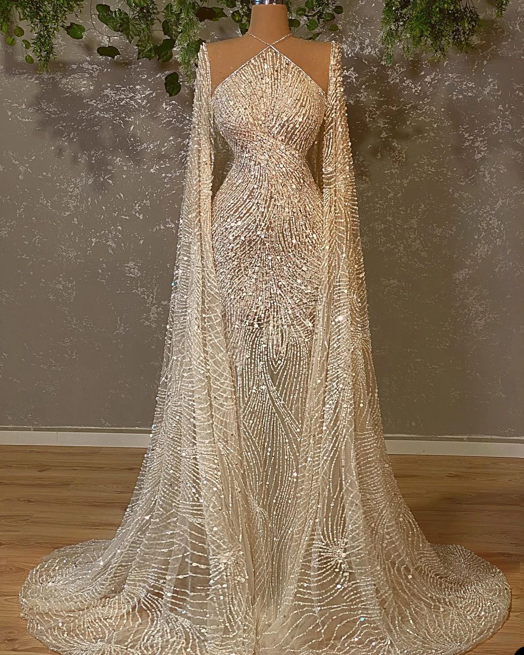 Luxury Beading Sequins Mermaid Wedding Dress Customized Tulle Robe Sweetheart Sleeveless Court Train Custom Made Bridal Gowns