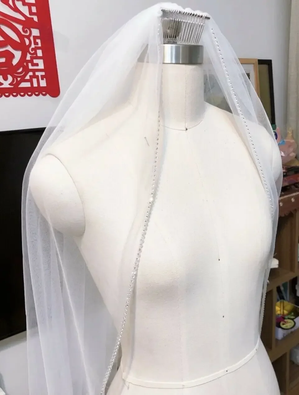 Bridal Veils Cathedral Wedding Veil 1 Tier Soft Tulle Rhinestone Edge Crystal Bead Bling Wedding Veil Customized