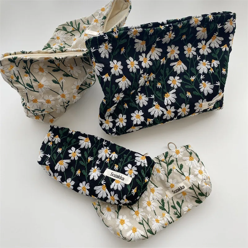 Cosmetic Bag Women Floral Makeup Case Organizer Korean Embroidery Cosmetic Pouch Travel Toiletry Bag Corduroy Canvas Beauty Case