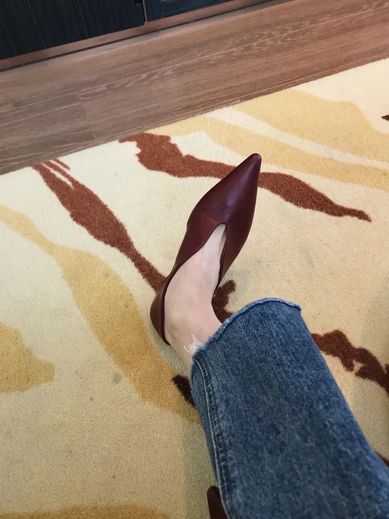 Trend Women Shoes Flats Sandals Summer New Pointed Toe Retro Oxford Shoes Mules Casual Ladies Shoes Walking