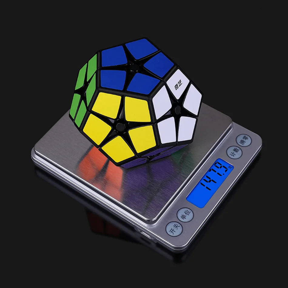 QiYi 2x2 Megaminxes Magic Cube 12 Faces Dodecahedron Puzzle Educational Toys QiYi Speed Cube for Children Gifts
