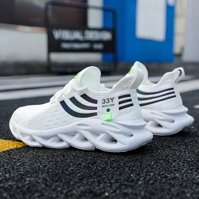 Sneakers for Men Summer Mesh Comfortable Outdoor Lightweight Hiking Sneakers Breathable Fashion New Running Casual Shoes Tennis