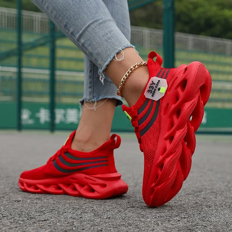 Sneakers for Men Summer Mesh Comfortable Outdoor Lightweight Hiking Sneakers Breathable Fashion New Running Casual Shoes Tennis