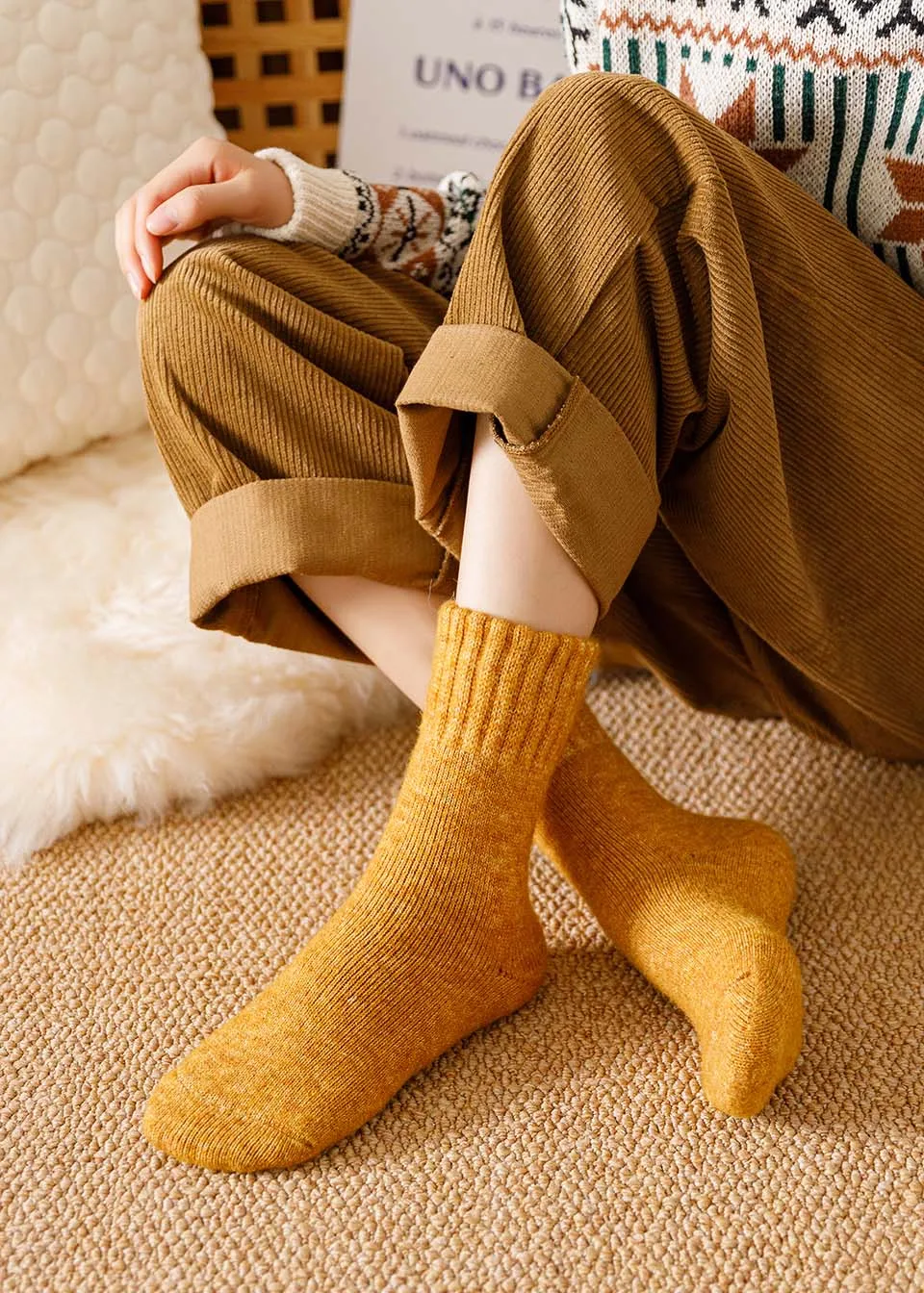 Winter Women's Thick Warm Merino Wool Socks Harajuku Retro Cold Resistant Fashion Casual Solid Color Cashmere Socks 5 Pair
