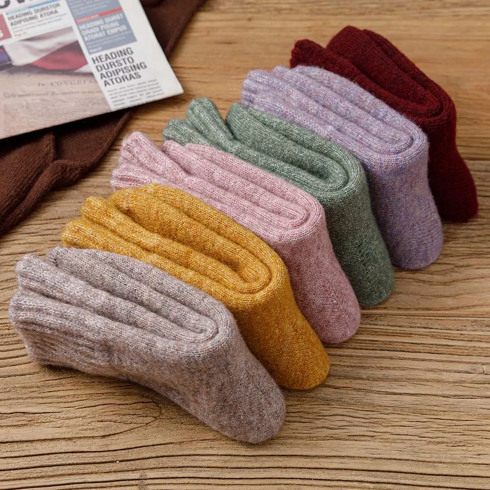 Winter Women's Thick Warm Merino Wool Socks Harajuku Retro Cold Resistant Fashion Casual Solid Color Cashmere Socks 5 Pair