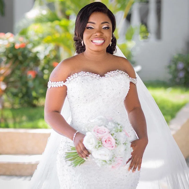 Customized Plus Size Crystal Off the Shoulder Mermaid Bridal Dresses Vintage Tulle Lace Appliques Country Africa Wedding Gowns
