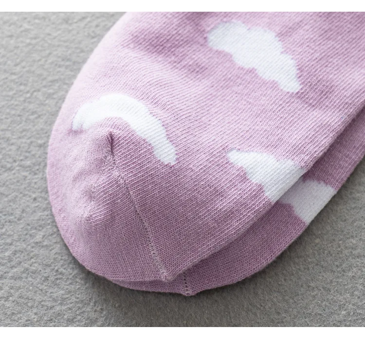 Socks Female Sky Blue Small Fresh White Cloud Student Sports Tide Socks Female Couple Hip-hop Skateboard Socks