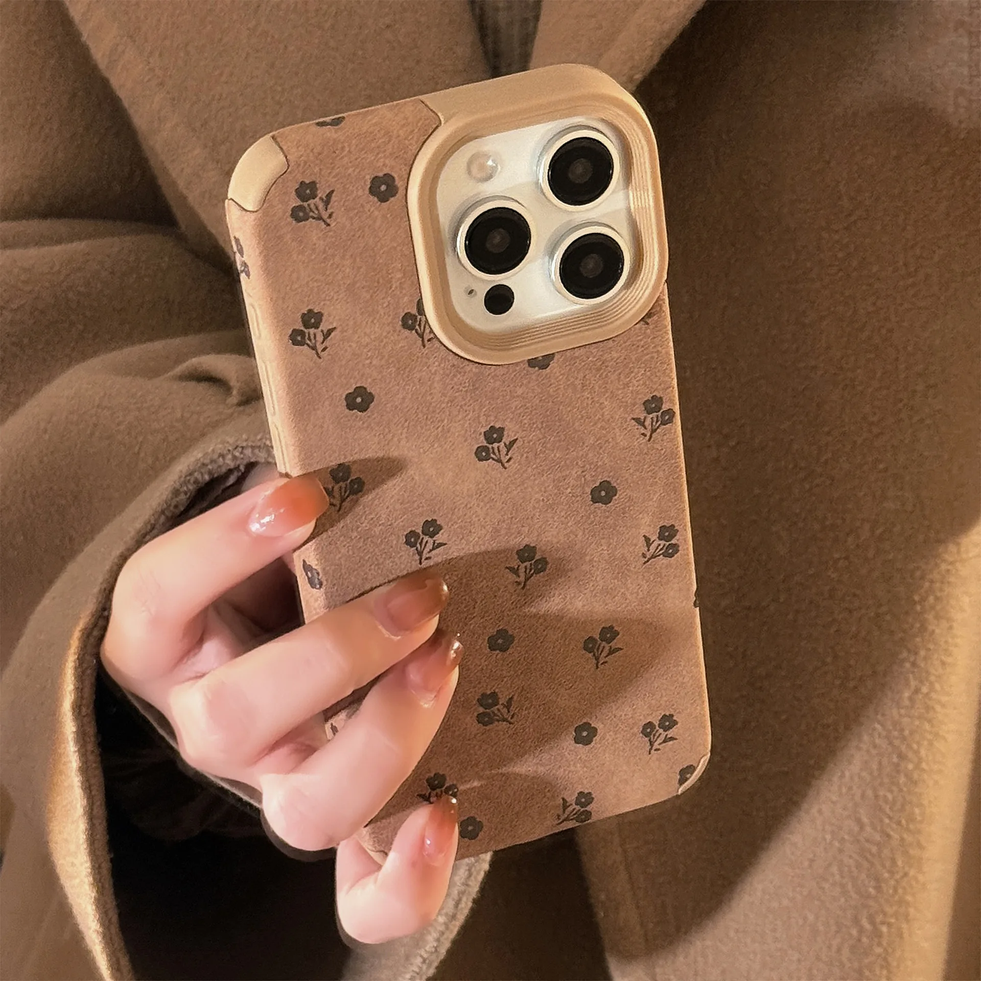 Retro flowers Suede leather art Phone Case For iPhone 17 16 15 14 13 12 11 Pro Max 17 air Case Cute Luxury Cartoon leather Cover