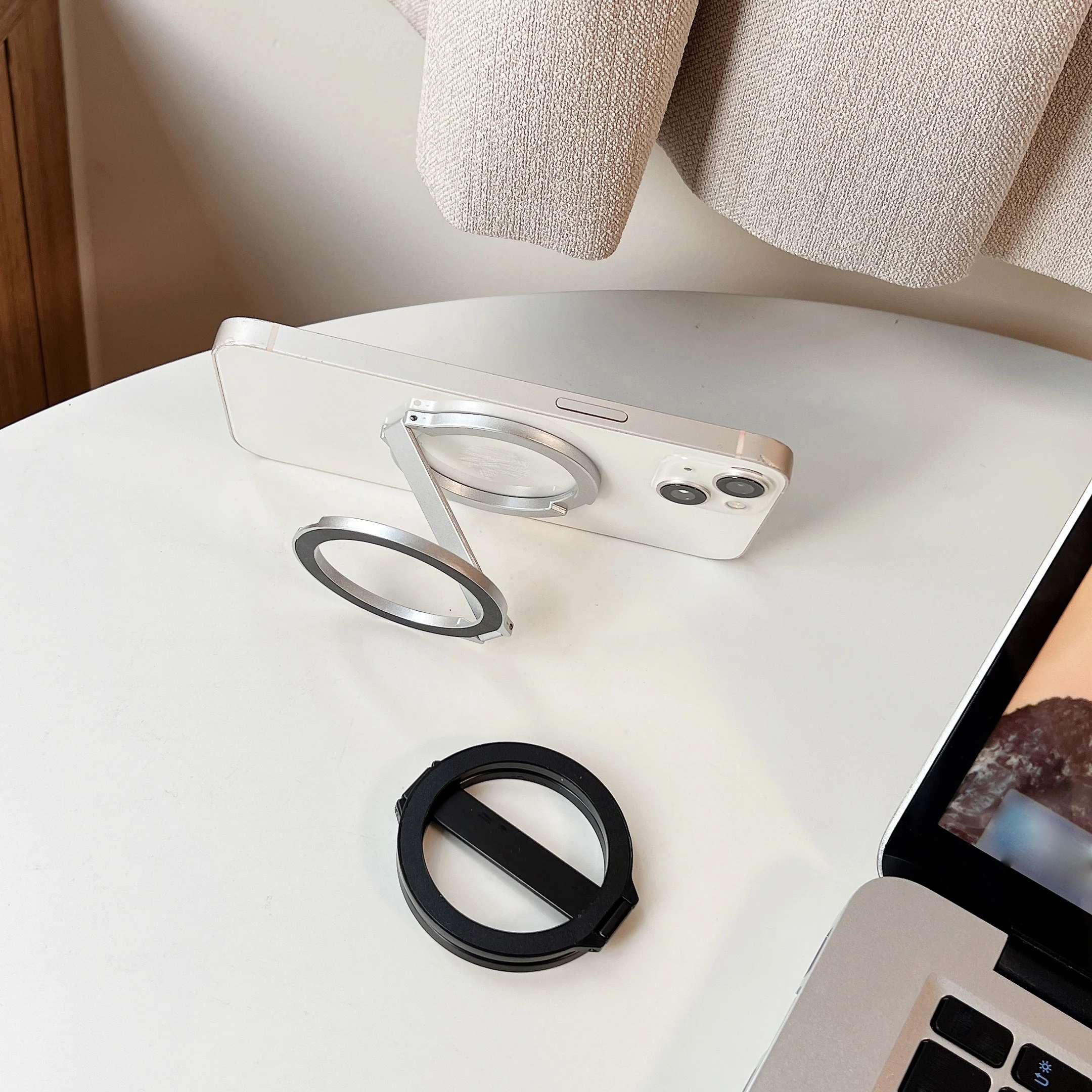 For Magsafe Magnetic Metal 1Pcs Strong Suction Rotating Double And Sided Sdsorption Alloy Portable Universal Desktop Creative