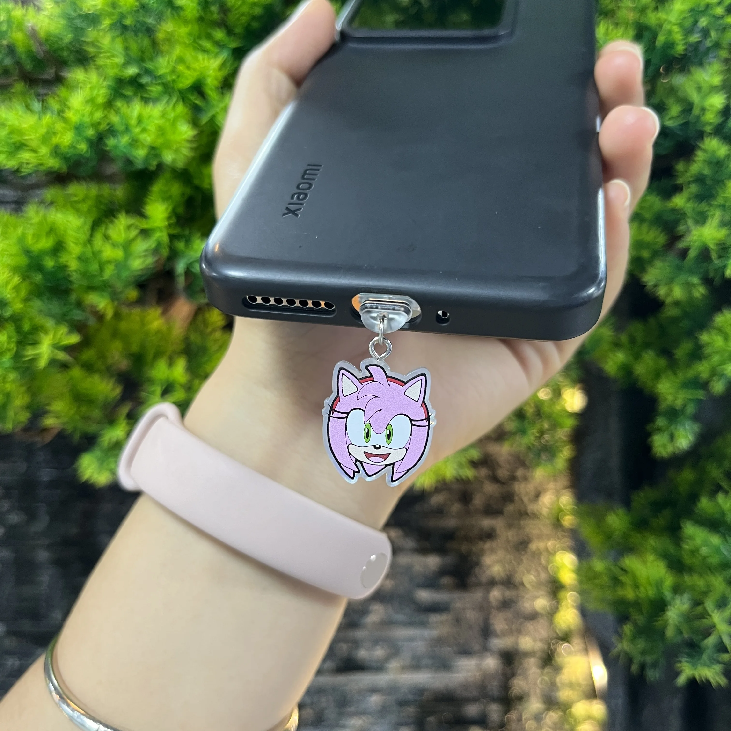 Animal cartoon animation mobile phone dust cover, made of acrylic, lightweight and compact,Kwaii Phone Accessories,5 Styles Gift
