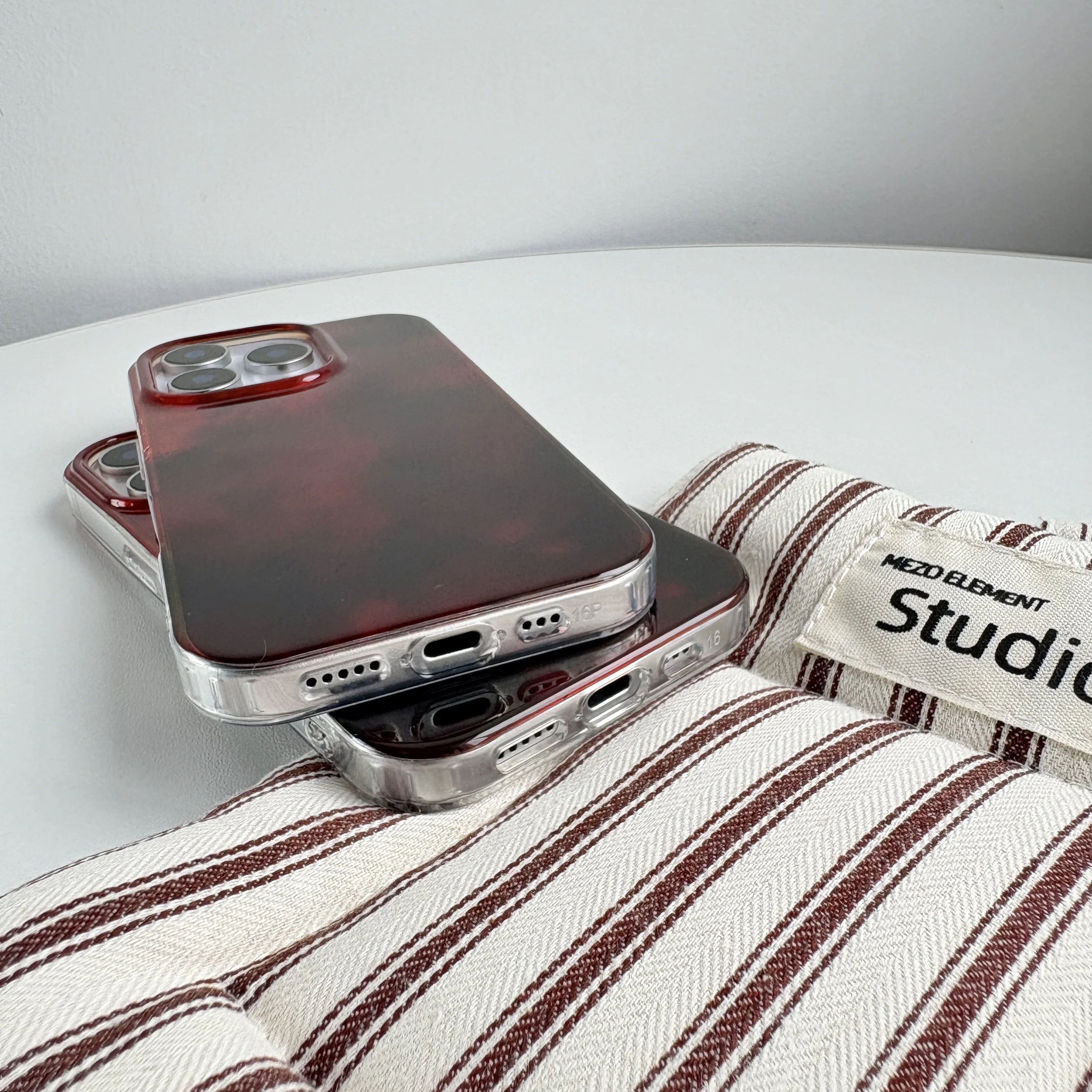 Beautiful Red Green Gradation Smudged Contrast Color Glacier Texture Protection Phone Case for iPhone 13 14 15 16 17 Pro Max