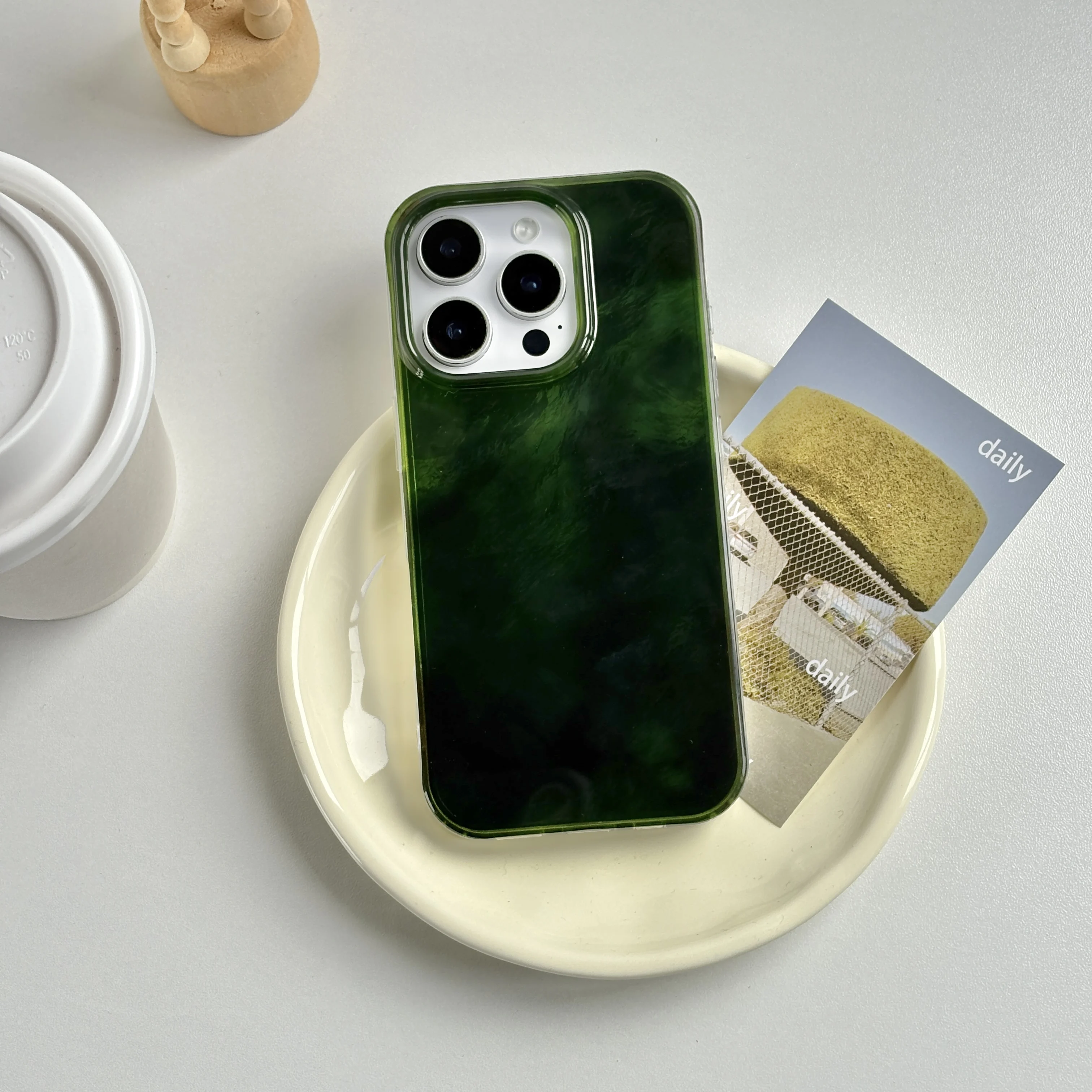 Beautiful Red Green Gradation Smudged Contrast Color Glacier Texture Protection Phone Case for iPhone 13 14 15 16 17 Pro Max